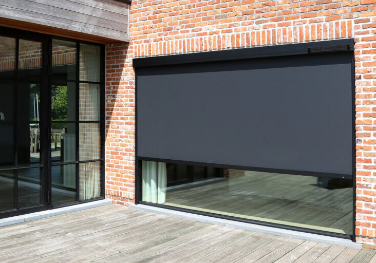 Discover the numerous advantages of adding external blinds to your home for enhanced comfort and energy efficiency.