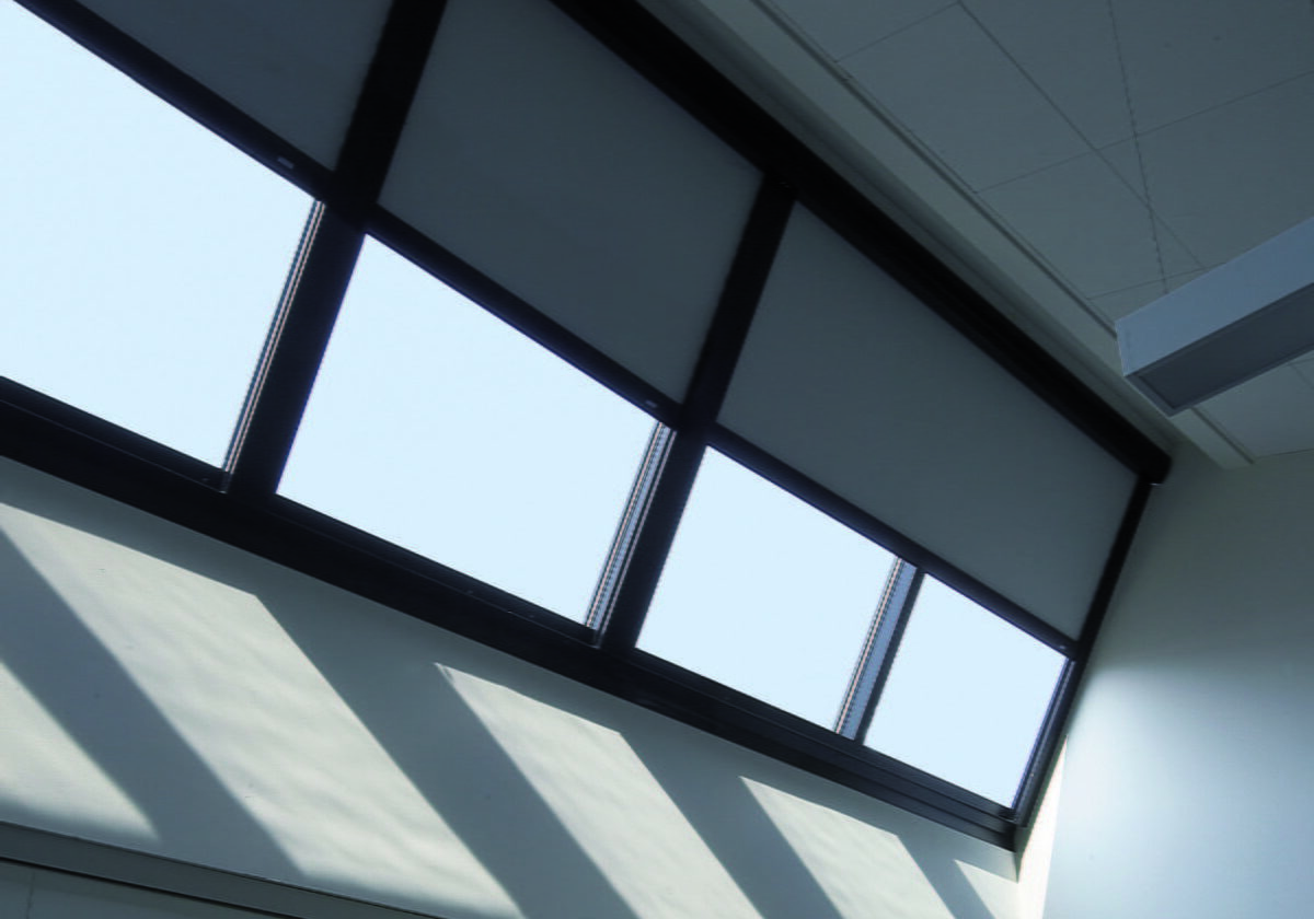 rooflight & atrium blinds